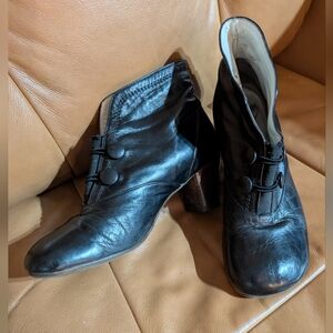 Fluevog Operetta Giulia Bootie